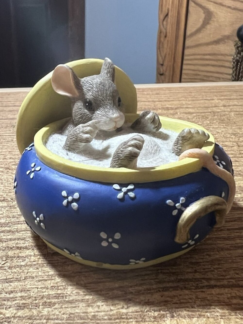 1997 Charming Tails Fitz and Floyd You Couldnt Be Sweeter Mouse in Sugar Bowl